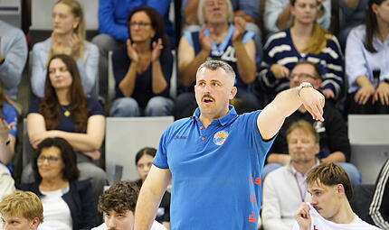 Patrick Seidel gibt seit 2022 als Trainer beim BBC Coburg die Richtung vor.