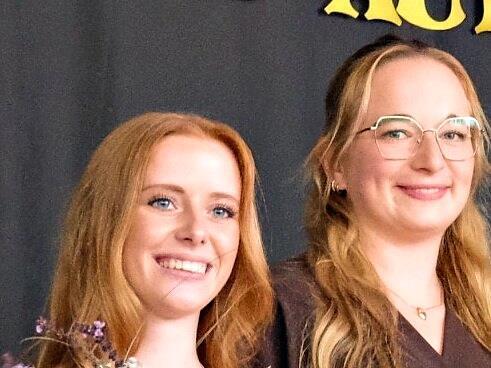 Julie Geisel, Janine Buhl (von links).