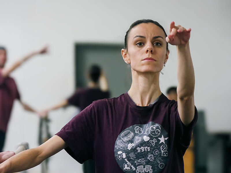 Mireia Martínez Pineda vom Ballettensemble des Coburger Landestheaters beim Ballett Training. Mireia Pineda vom Ballettensemble des Coburger Landestheaters beim Ballett Training.