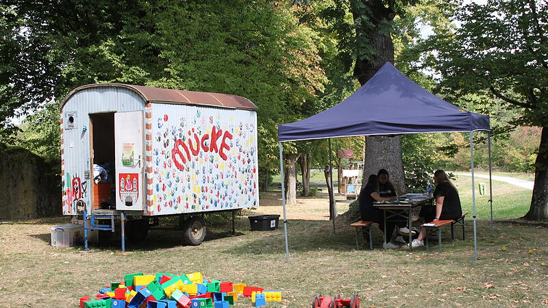 Der Lagercontainer f&uuml;r die Spielsachen.