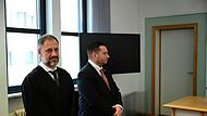 Rechtsanwalt Michael Baitinger und der Angeklagte David Bendels