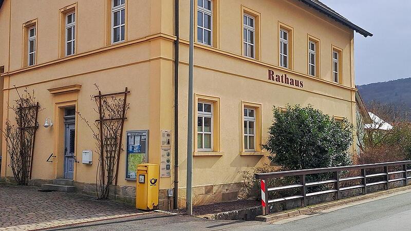 Das Rathaus in LeutenbachForchheim & Fr&auml;nkische Schweiz