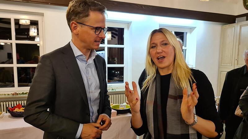 Carsten Linnemann im Gespr&auml;ch mit Silke Launert in StreitbergForchheim & Fr&auml;nkische Schweiz