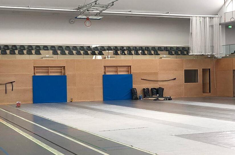 Die Vorbereitungen in der Röttenbacher Schulturnhalle sind im vollen Gange. Die Vorbereitungen in der Röttenbacher Schulturnhalle sind im vollen Gange.
