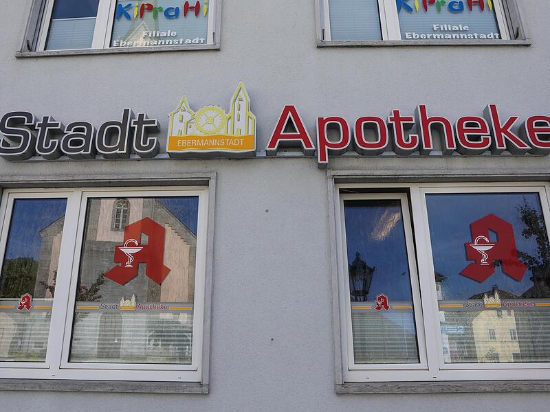Die Stadt-Apotheke in Ebermannstadt schließt. Es ist schwierig, einen Nachfolger zu finden.Forchheim & Fränkische Schweiz Die Stadt-Apotheke in Ebermannstadt schließt. Es ist schwierig, einen Nachfolger zu finden.Forchheim & Fränkische Schweiz