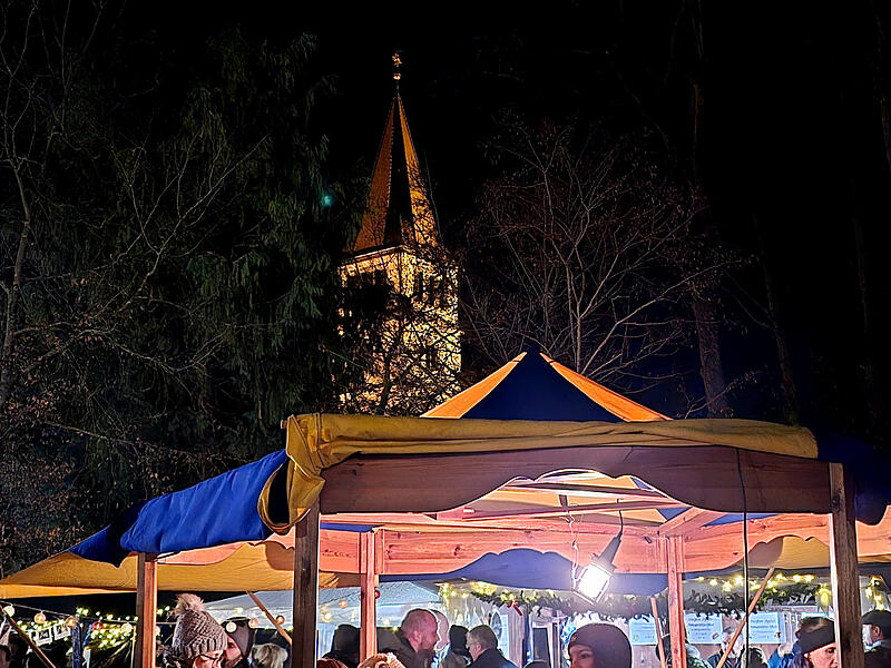 Schlossweihnacht Adelsdorf 2024Adelsdorfer Schlossweihnacht Die schönsten Impressionen der Schlossweihnacht Adelsdorf 2024.