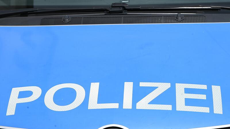 Polizei - Symbolbild Polizei - Symbolbild