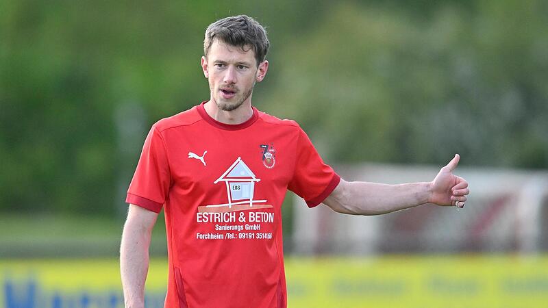 F&uuml;r Spielertrainer Tobias Eisgrub uns seine Buckenhofener lief es diese Woche rund: sechs Punkte aus zwei Spielen.Forchheim & Fr&auml;nkische Schweiz