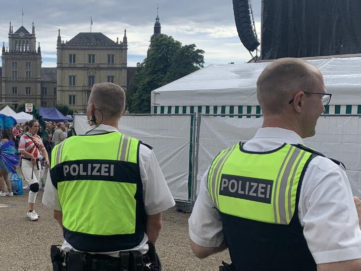 Urspr&uuml;nglich sollte Bayerns Ministerpr&auml;sident Markus S&ouml;der (CSU) an der Hauptb&uuml;hne eintreffen.