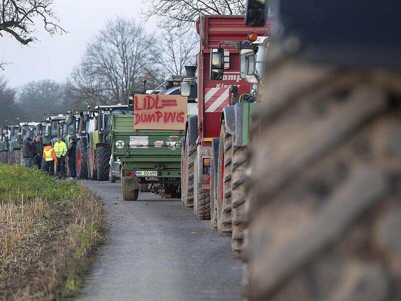 Neue Bauernproteste drohen, diesmal gegen das geplante Freihandelsabkommen der EU mit Südamerika. Neue Bauernproteste drohen, diesmal gegen das geplante Freihandelsabkommen der EU mit Südamerika.