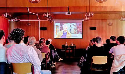 Festung Breslau&nbsp;&ndash; Dokufilm in Graf-Stauffenberg-Realschule