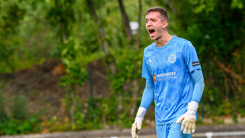 Nur auf der Torwartposition hat der FC Herzogenaurach kein Problem: Benedikt L&ouml;sch macht es gut, Vertreter Christoph Bauer auch.