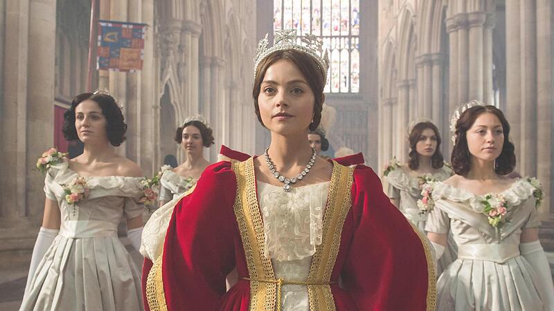 Jenna Coleman spielt K&ouml;nigin Victoria in der gleichnamigen britischen Historienserie.
