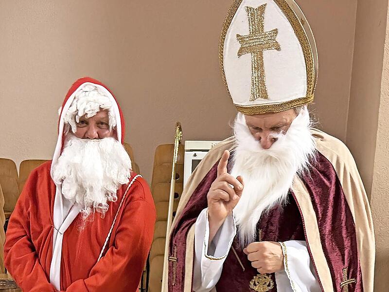 Nikolaus mit Knecht Ruprecht. Nikolaus mit Knecht Ruprecht.