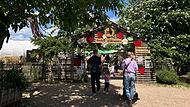 Das Erdbeerfest auf dem Huckepack-Selbsterntefeld in Erlangen ist Magnet für große und kleine Besucher. Das Erdbeerfest auf dem Huckepack-Selbsterntefeld in Erlangen ist Magnet für große und kleine Besucher.