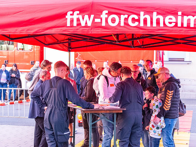 Bayernweit haben die Freiwilligen Retter am 23. September zur &bdquo;Langen Nacht der Feuerwehr&ldquo; eingeladen. Auch die Forchheimer Wache  hatte sich einiges &uuml;berlegt.