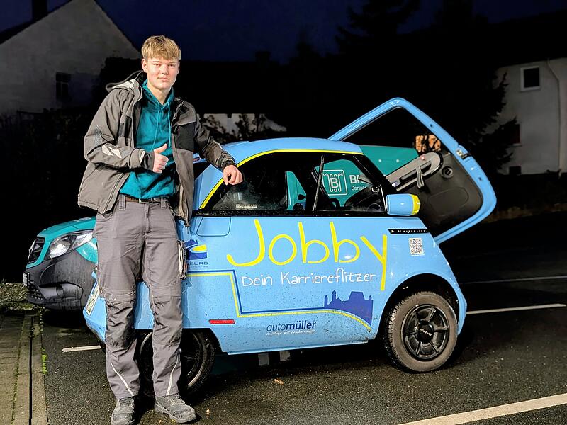 Azubi Sanitär Brückner in Neuses an den Eichen und das Azubi-Mobil im Landkreis Coburg Azubi Sanitär Brückner in Neuses an den Eichen und das Azubi-Mobil im Landkreis Coburg
