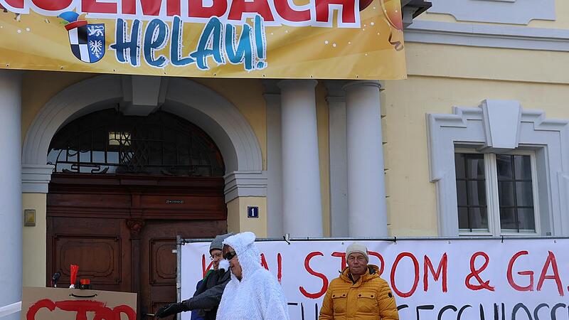 Das Rathaus ist verbarrikadiert.