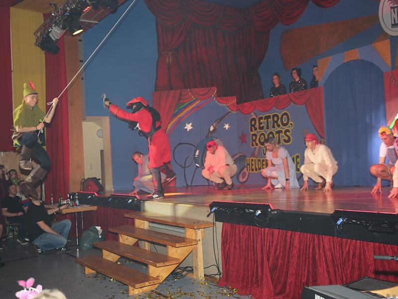 F&uuml;nf Stunden buntes Treiben, bei dem Altbekannte ebenso f&uuml;r Unterhaltung sorgten wie neue Acts, gab es beim NCC in N&uuml;dlingen.