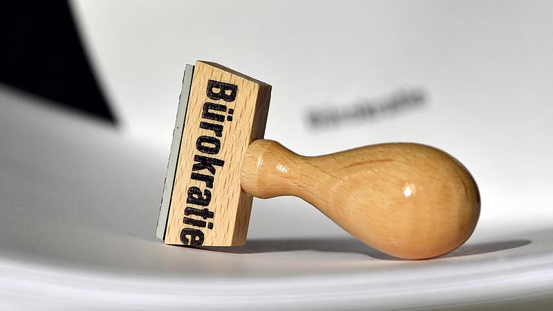 Bayern will in Modellregionen Verfahren vereinfachen und dadurch beschleunigen. CSU und Freie W&auml;hler wollen auf diesem Weg B&uuml;rokratie abbauen.