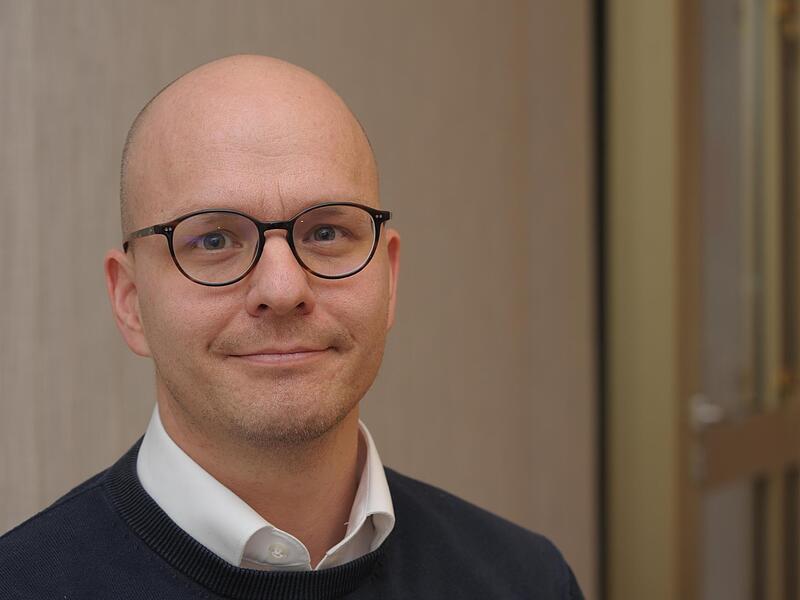 Oberbürgermeister Dirk Vogel äußert sich zum aktuellen Stand in Sachen Hallenbad. Oberbürgermeister Dirk Vogel äußert sich zum aktuellen Stand in Sachen Hallenbad.