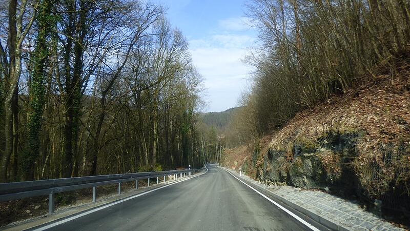 Endlich ist die Strecke zwischen B470 und Gößweinstein wieder frei.Forchheim & Fränkische Schweiz Endlich ist die Strecke zwischen B470 und Gößweinstein wieder frei.