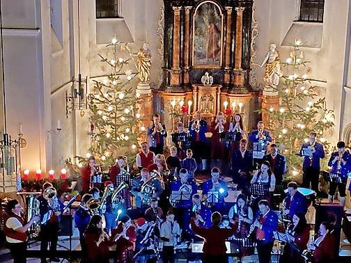 Stimmungsvolles Weihnachtskonzert in Untererthal.