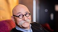 Horst Lichter hat im Fernsehen seinen Bart schneiden lassen Horst Lichter hat im Fernsehen seinen Bart schneiden lassen
