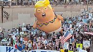 In zahlreichen US-Städten – so wie hier im kalifornischen Los Angeles – protestierten Millionen Amerikaner gegen die Politik von Donald Trump.