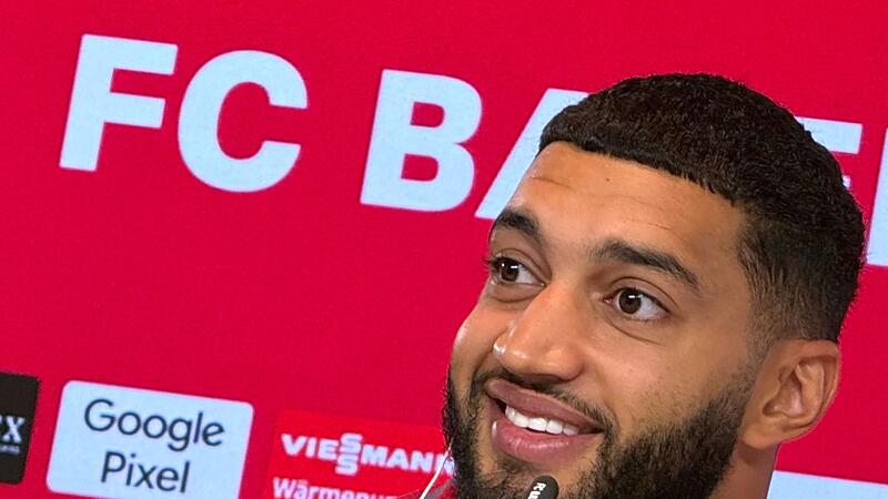Vorstellung Ismael Saibari beim FC Bayern München Vorstellung Ismael Saibari beim FC Bayern München