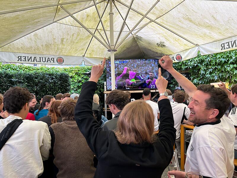 Public Viewing in Coburg Public Viewing in Coburg