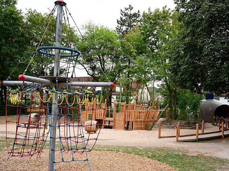 Neuer Spielplatz in Röttenbach