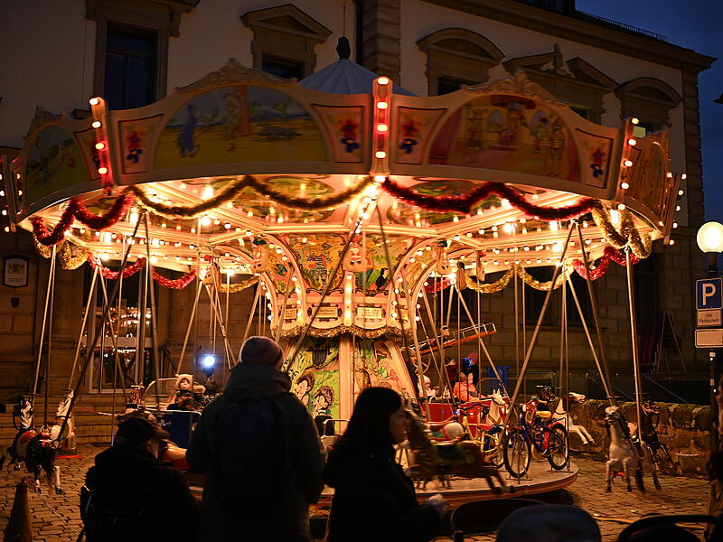 Der Forchheimer Weihnachtsmarkt 2024 ist eröffnet.Eröffnung Weihnachtsmarkt Forchheim 2024 Der Forchheimer Weihnachtsmarkt 2024 ist eröffnet.