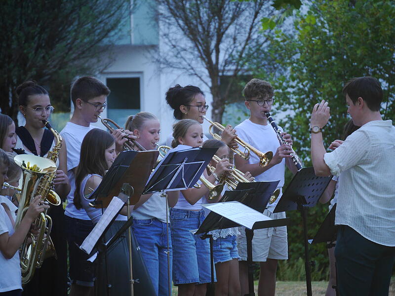 PicknickdeckenkonzertPicknickdeckenkonzert Musik an der Sinn in Bad Brückenau