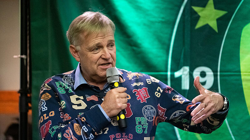 "Wir k&auml;mpfen um jeden Cent", sagt Axel Rogner, Verwaltungsratsvorsitzender des H&ouml;chstadter EC.