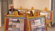 Walter Kömpel freut sich, dass die Ausstellung mit 20 Plakattafeln über die abgesiedelten Orte in seinem Heimatdorf Oberbach gestartet ist.