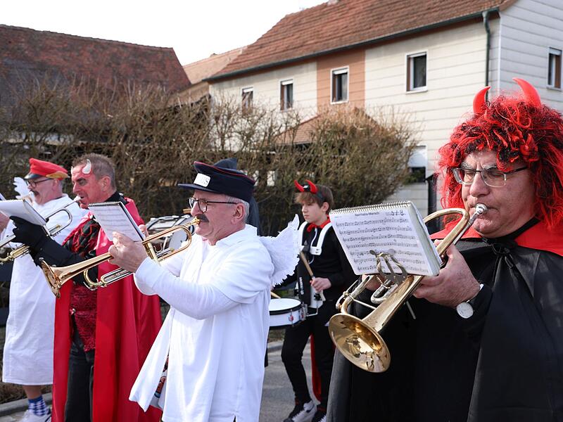Faschingsumzug Pautzfeld 2025Faschingsumzug Pautzfeld 2025 Faschingsumzug Pautzfeld 2025Faschingsumzug Pautzfeld 2025