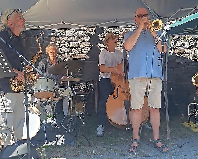 Auf der Trimburg wurde wieder gejazzt.