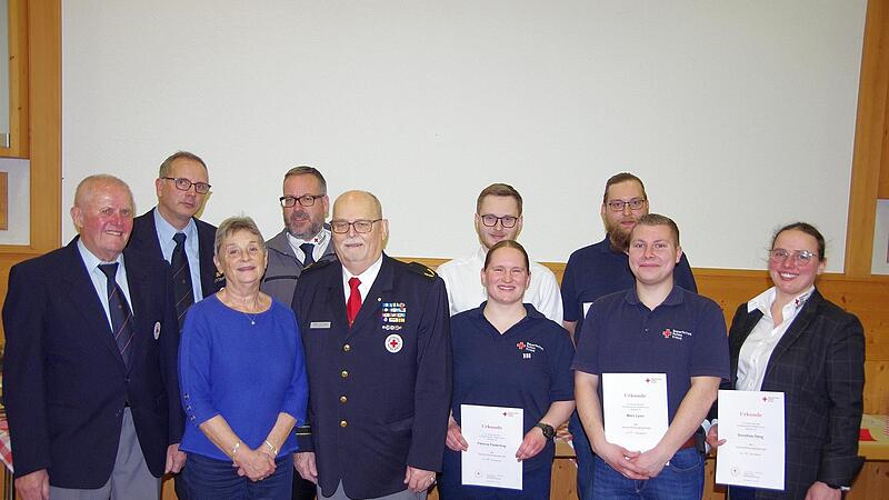 Vereinsehrungen (5 bis 65 Jahre, von links): Wolfgang Deppisch, Thomas Schreiner, Marika Hahn, Martin Mandewirth, Gerhard Metz, Oliver Kräßner, Patricia Fiederling, Georg Eckert, Marc Lyon und Dorothea Deeg.