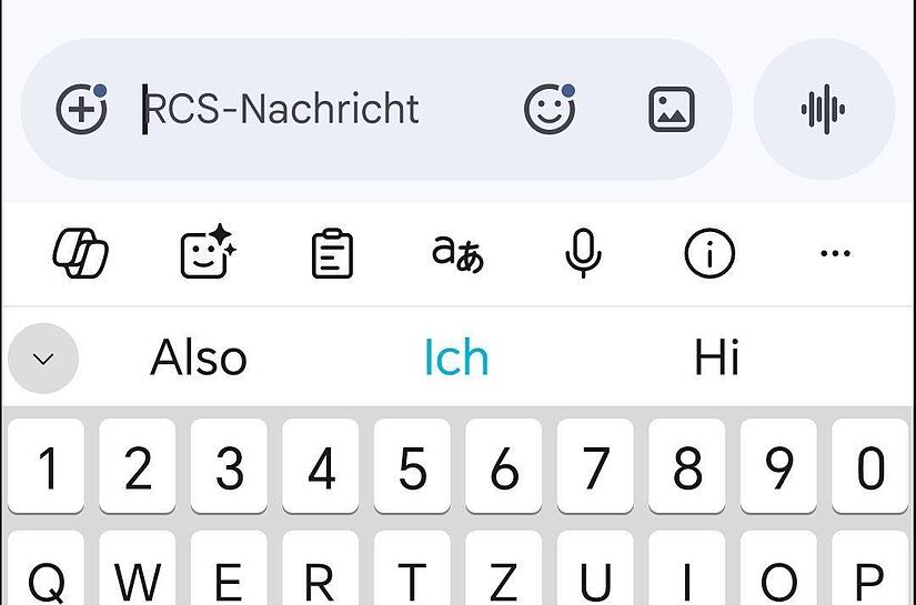 RSC-Nachrichten laufen &uuml;ber WLAN, und auch Gruppenchats sind m&ouml;glich.