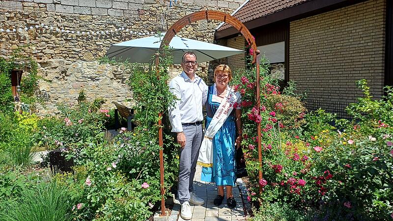 Rosenk&ouml;nigin und B&uuml;rgermeister