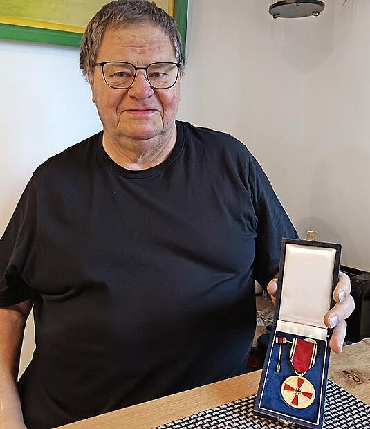 Nach dem Bundesverdienstkreuz erhält Mathias Söllner nun den Bayerische Verfassungsorden.