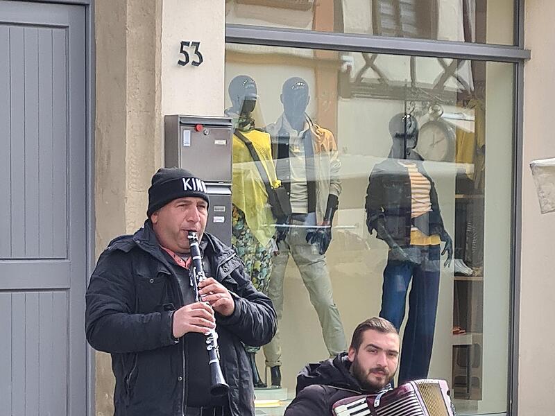 Straßenmusiker sorgten für musikalische Umrahmung.Forchheim & Fränkische Schweiz Straßenmusiker sorgten für musikalische Umrahmung.Forchheim & Fränkische Schweiz