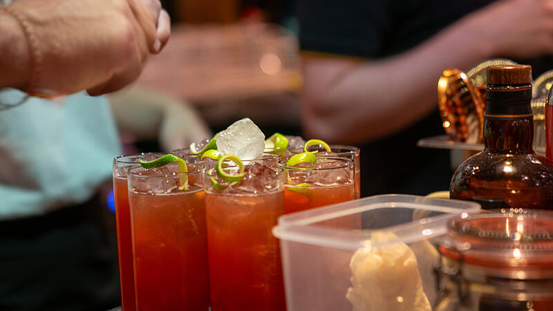 Cocktail-Tasting von "Feines aus Franken", "Fränkischer Talk" und fränkische-rezepte.de im Schwarzen Schaf in Bamberg.Cocktail-Tasting im Schwarzen Schaf Cocktail-Tasting von "Feines aus Franken", "Fränkischer Talk" und fränkische-rezepte.de im Schwarzen Schaf in Bamberg.Cocktail-Tasting im Schwarzen Schaf