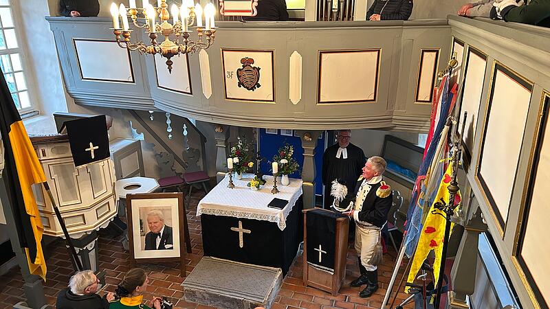 Ged&auml;chtnisveranstaltung in Bad Colberg zum 1. Todestag von Andreas Prinz von Sachsen-Coburg und Gotha