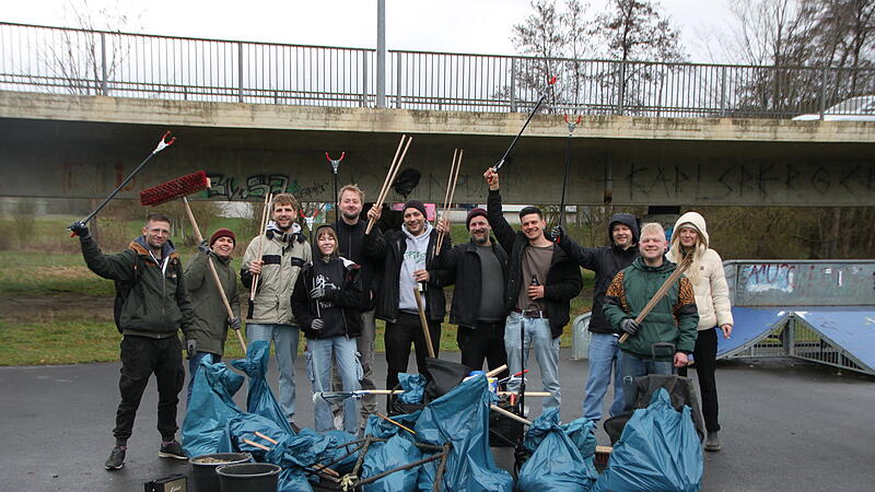 Ramadama Aufräumaktion am 14. März in Münnerstadt Gruppenfoto der Gruppe Next Generation