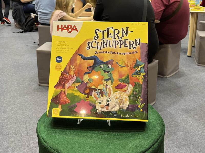 Der Spielwarenhersteller Haba aus Bad Rodach (Landkreis Coburg) präsentierte sich jetzt bei einer Messe in Essen. Hier: das neue Spiel „Sternschnuppern“.