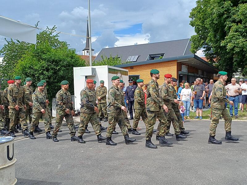 Einzug Einzug