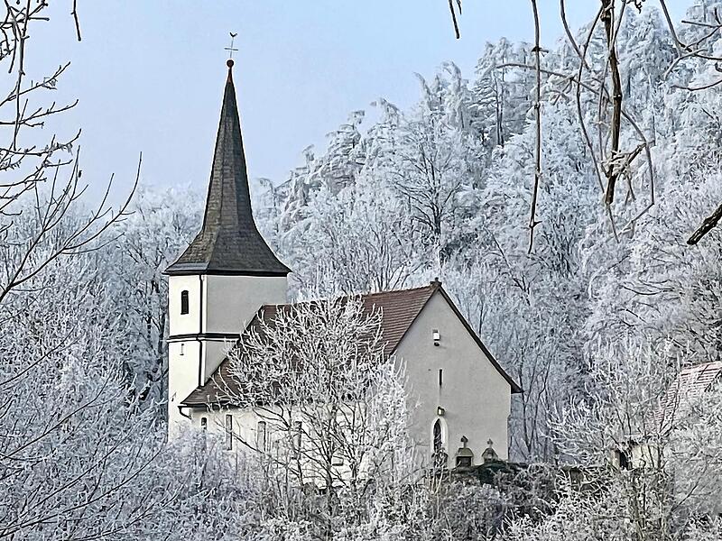 Das Kirchlein St. Moritz bietet den stimmungsvollen Rahmen für das Adventskonzert.