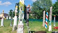 Der Skulpturenpark in Steinbach am Wald wird neu gestrichen.